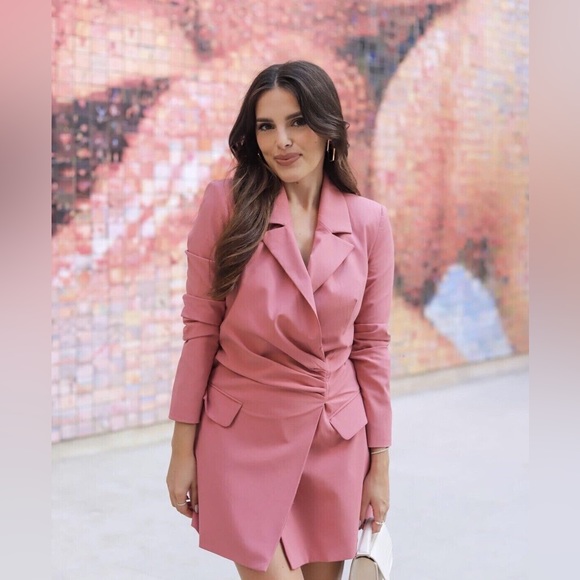 Zara Dresses & Skirts - Blogger’s Favorite 🤩 NWT Zara Pink Long-Sleeved Blazer Dress